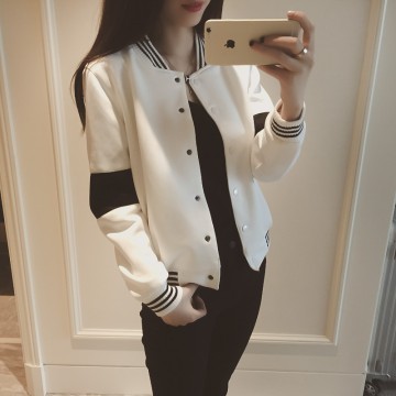 2017 Spring style black and white color block casual baseball shirt short jacket female Covered button women coat cardigan32622751172