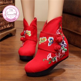 Double Butterfly Women's Boots 2016 Autumn Winter New Cloth Shoes Embroidered flower increased perspiration single Boots