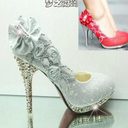 Hot sale 2017 women's high heels wedding shoes silver rhinestone sweet flower bridal shoes 10cm heel height