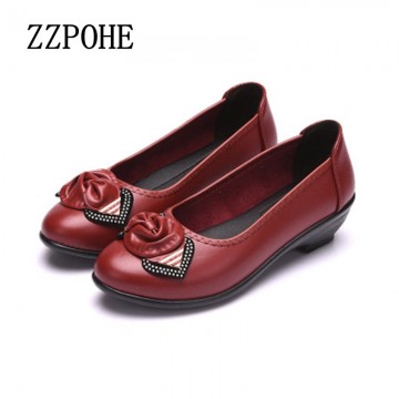 Spring new fashion soft soles women&#39;s shoes comfortable flat-bottomed middle-aged mother shoes ladies large size leather shoes4132667271933
