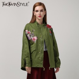 [TWOTWINSTYLE] 2017 Autumn Embroidery All-matched Loose BF Style Stand Color Fashion New Women Jacket Female Coat