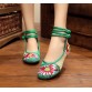 Vintage New Arrival Old Peking Women&#39;s Shoes Chinese Flat Heel With Flower Embroidery Comfortable Soft Canvas Shoes  Size 34-4132648621695